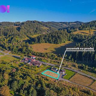 Prodej stavební parcely 1 051 m² Karolinka, 