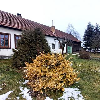 Prodej rodinného domu 140 m&sup2; Rousměrov