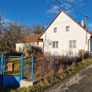 Pronájem zemědělské usedlosti 120 m² Měčín