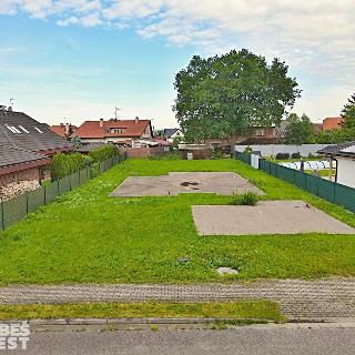 Prodej stavební parcely 889 m² Hradec Králové, 