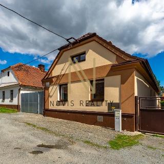 Pronájem činžovního domu 180 m² Horní Lukavice, 