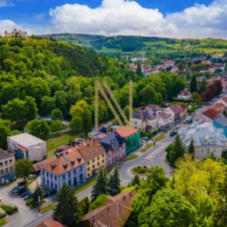 Prodej bytu 3+1 90 m² Sušice II, Nádražní