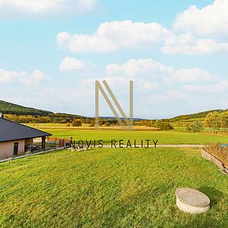 Prodej stavební parcely 698 m&sup2; Strunkovice nad Volyňkou