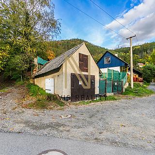 Prodej garáže 28 m&sup2; Zbečno