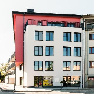 Prodej obchodu 40 m² Praha, Suchdolské náměstí