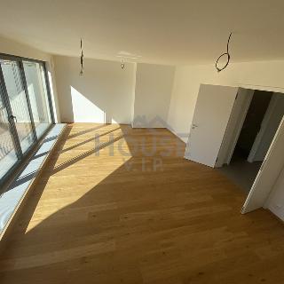 Prodej bytu 3+kk 83 m² Praha, 