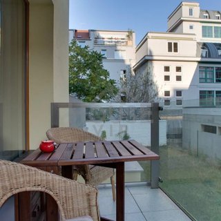 Prodej bytu 1+kk, garsoniery 36 m² Praha