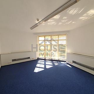 Pronájem kanceláře 65 m&sup2; Praha
