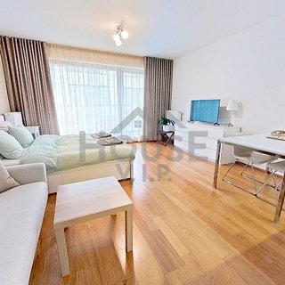 Prodej bytu 1+kk a garsoniéry 36 m² Praha, Komunardů