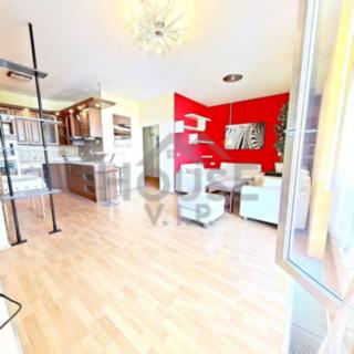 Pronájem bytu 4+kk 90 m² Praha