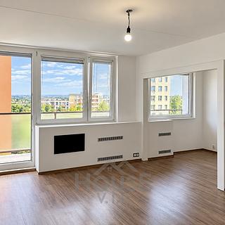 Prodej bytu 3+1 80 m&sup2; Praha