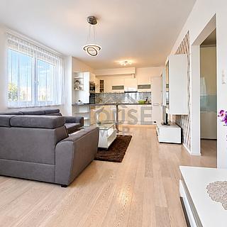 Prodej bytu 2+kk 56 m&sup2; Praha