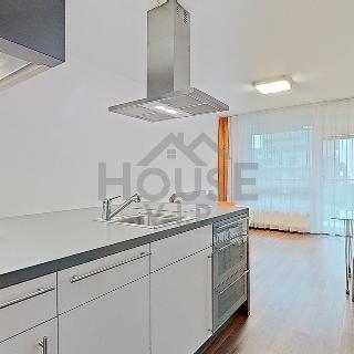 Prodej bytu 2+kk 51 m² Praha, Svitákova