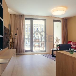 Prodej bytu 4+kk 99 m² Praha, U Mlýnského kanálu