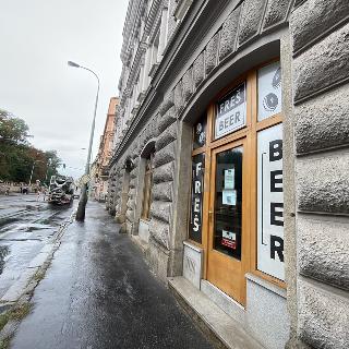 Prodej restaurace 322 m² Praha, Plzeňská