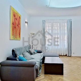 Prodej bytu 4+1 90 m² Praha, Slezská