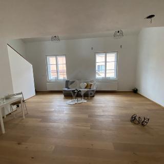 Prodej bytu 3+kk 108 m² Praha, Plzeňská