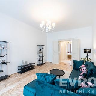 Pronájem bytu 2+1 100 m² Praha, Pod Slovany