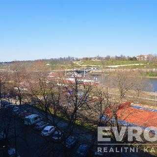 Prodej bytu 4+kk 100 m² Praha, Lannova