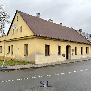 Pronájem bytu 2+1 50 m² Doksy, Sokolská