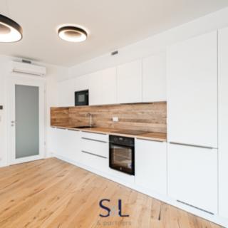 Pronájem bytu 2+kk 66 m² Praha