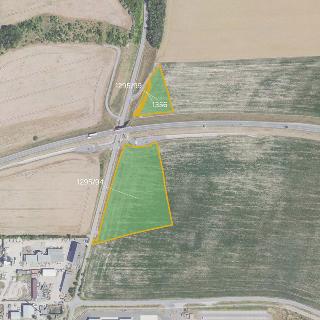 Prodej zemědělské půdy 10 721 m² Slaný