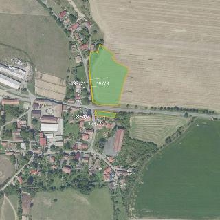 Prodej zemědělské půdy 6 847 m² Břežany I