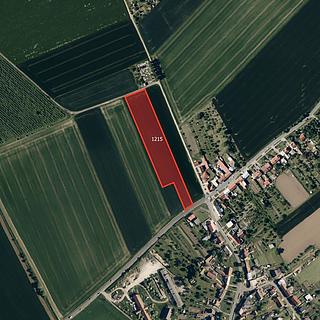 Prodej zemědělské půdy 12640 m&sup2; Jarohněvice