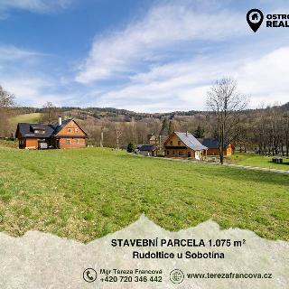 Prodej stavební parcely 1 075 m² Sobotín, 