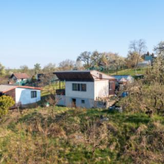 Prodej zahrady 1400 m&sup2; Kokory