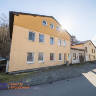 Pronájem rodinného domu 320 m² Hanušovice