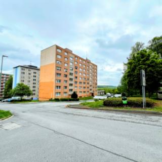 Pronájem bytu 2+1 46 m² Krnov, Březinova