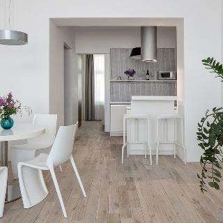 Pronájem bytu 2+kk 52 m² Praha