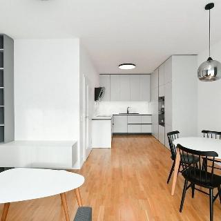 Pronájem bytu 2+kk 56 m² Praha, Waltariho