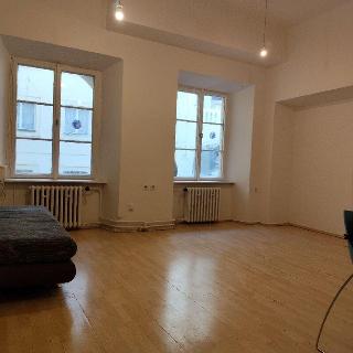 Pronájem bytu 2+1 86 m² Praha, Jilská