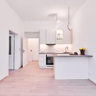 Pronájem bytu 2+kk 41 m² Praha, Sinkulova