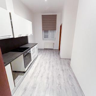 Pronájem bytu 1+kk, garsoniery 53 m² Praha