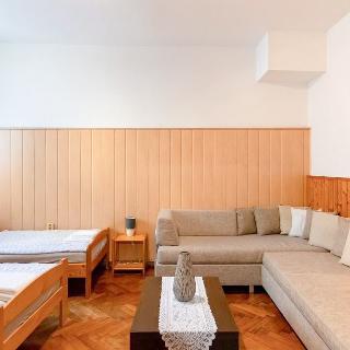 Prodej bytu 1+1 37 m² Praha, Mládeže