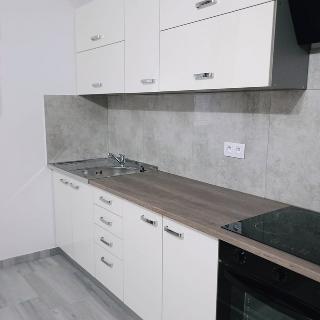 Pronájem bytu 2+kk 50 m² Praha, Nad olšinami