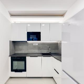 Pronájem bytu 2+kk 37 m² Praha, Sokolovská