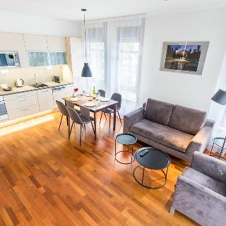 Pronájem bytu 3+kk 74 m² Praha, Hlavova