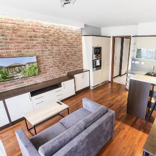 Pronájem bytu 2+kk 49 m² Praha, Horská