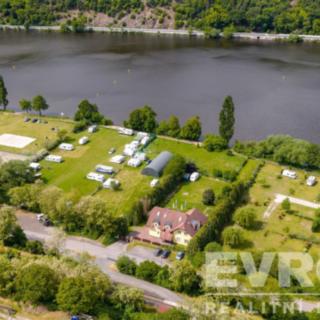 Prodej stavební parcely 2117 m² Vrané nad Vltavou