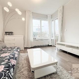 Prodej bytu 2+kk 50 m² Praha, Za Arielem