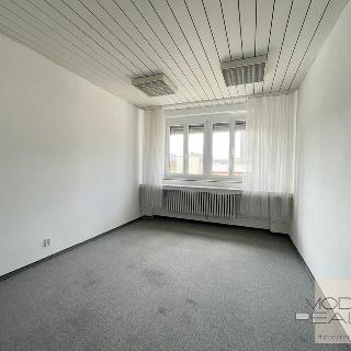 Pronájem kanceláře 27 m² Praha, Přístavní