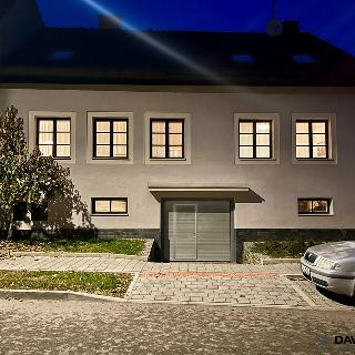 Prodej rodinného domu 256 m² Dolní Kounice, Jiráskova