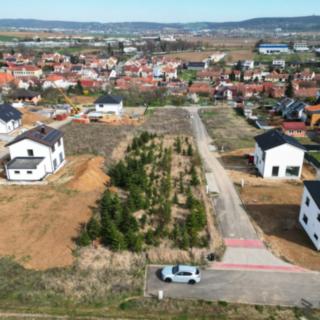 Prodej stavební parcely 1 430 m² Střelice, Květná