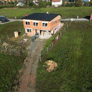 Prodej rodinného domu 227 m² Viničné Šumice, 