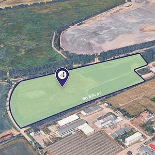 Prodej komerčního pozemku 86824 m&sup2; Dívčice