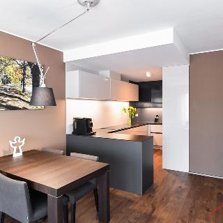 Prodej bytu 3+kk 72 m² Praha, Modrého